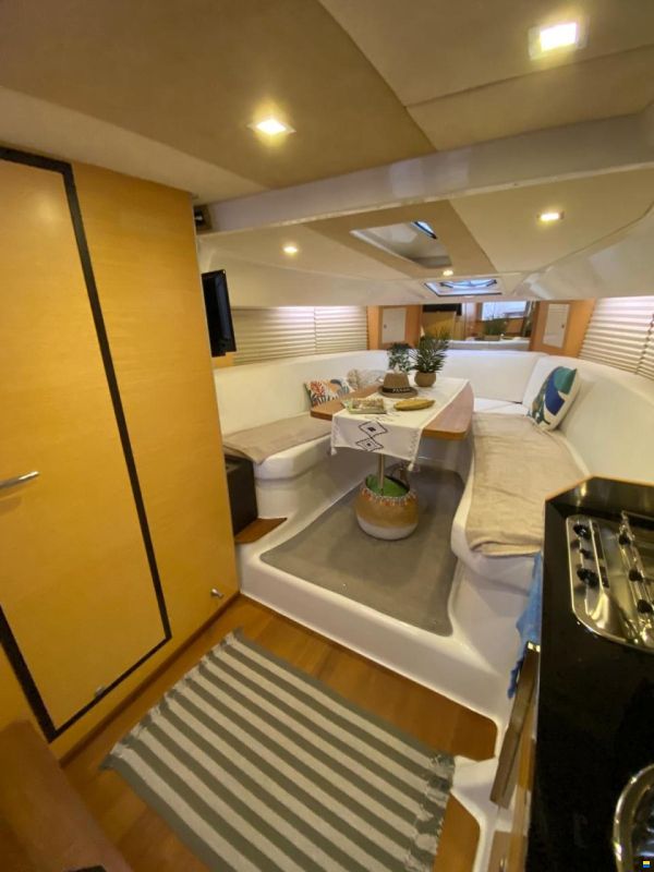 Cranchi Endurance 33
