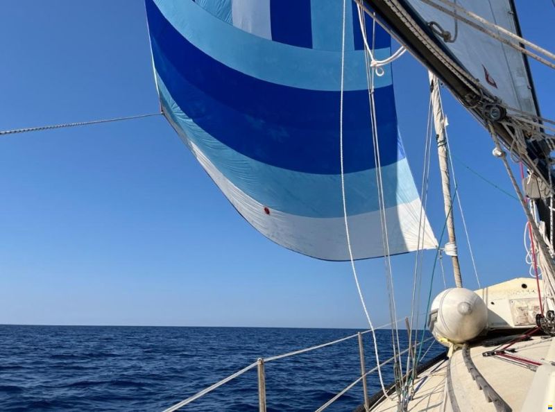 Islander 36 Tall rig