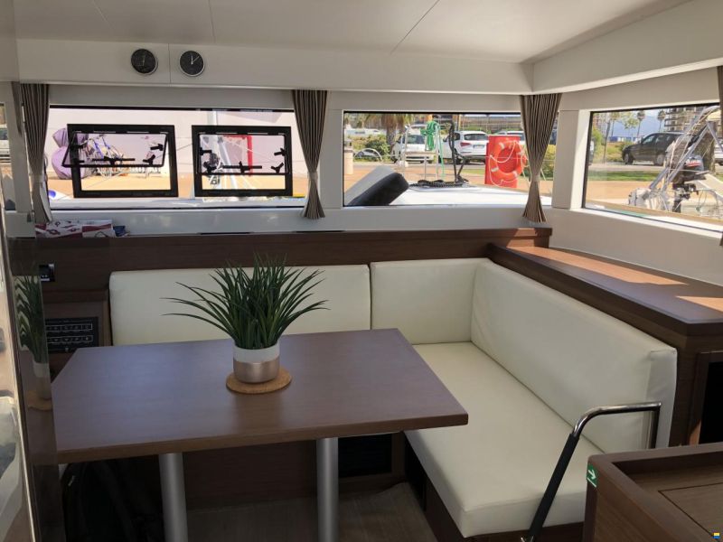 Lagoon 40