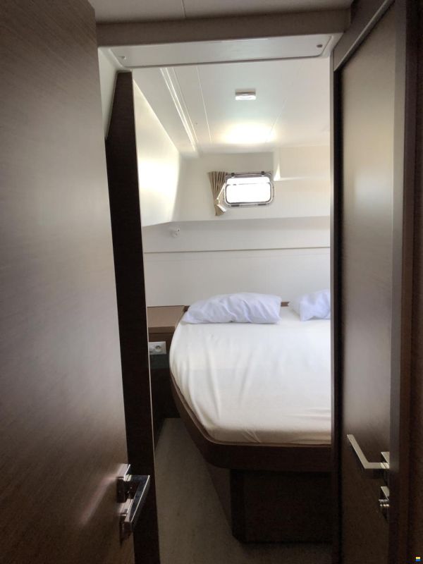 Lagoon 40
