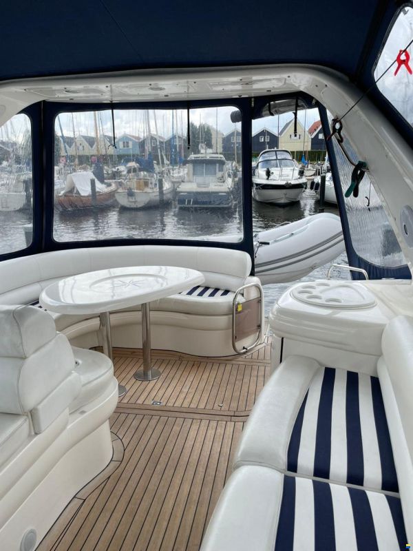Sealine S37