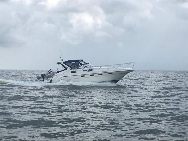 Sealine S37