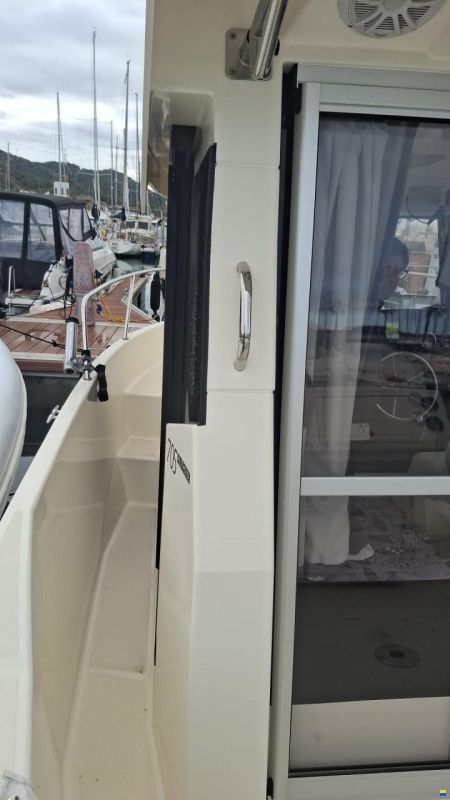 Quicksilver 705 PILOTHOUSE