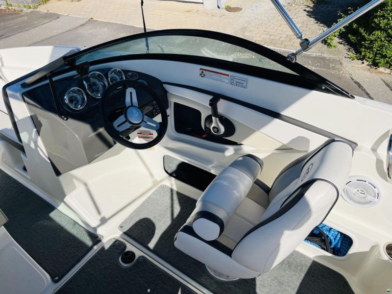 Sea Ray 190 Sunsport