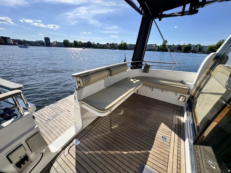 Galeon 330 HT