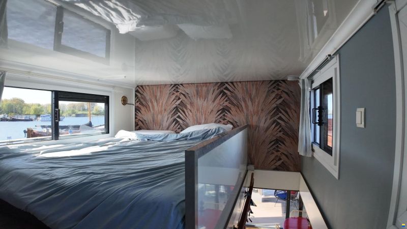 DL-Boats Houseboat