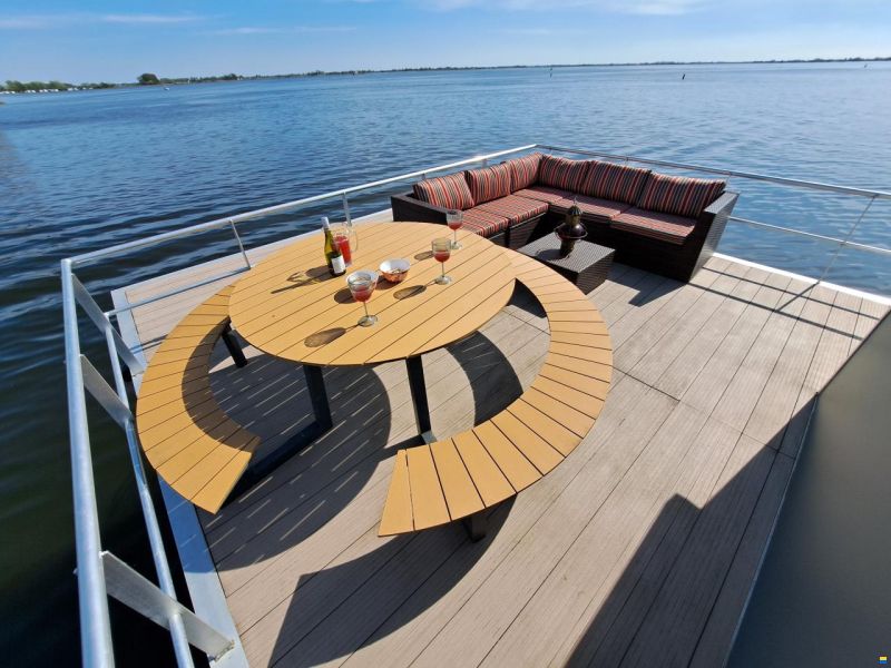DL-Boats Houseboat