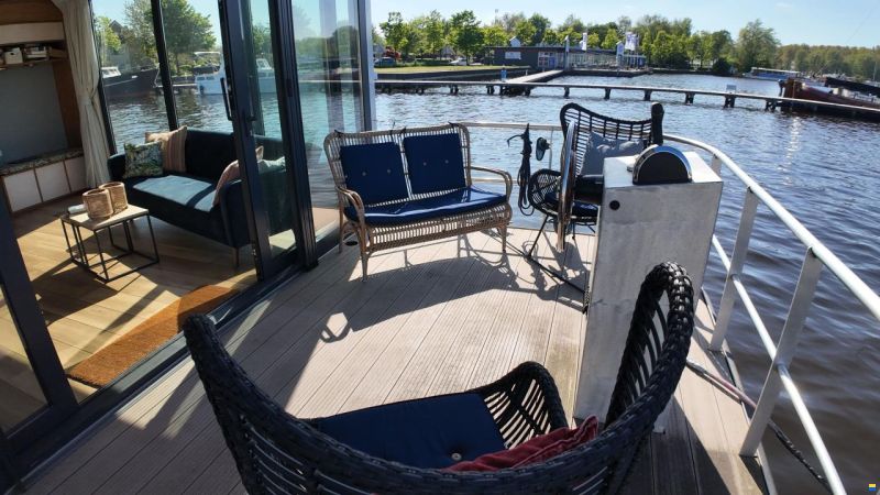 DL-Boats Houseboat