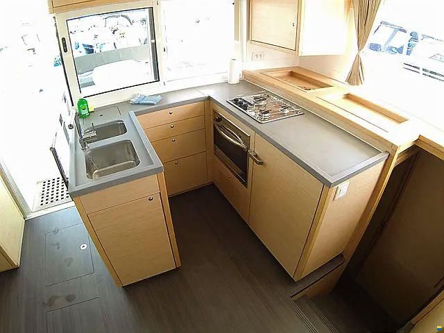 Lagoon 450