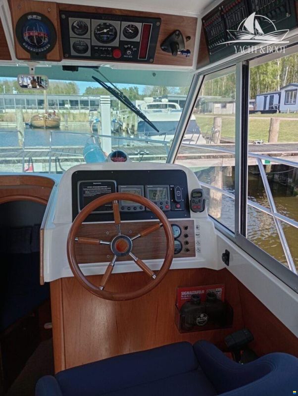 Jeanneau Merry Fisher 900