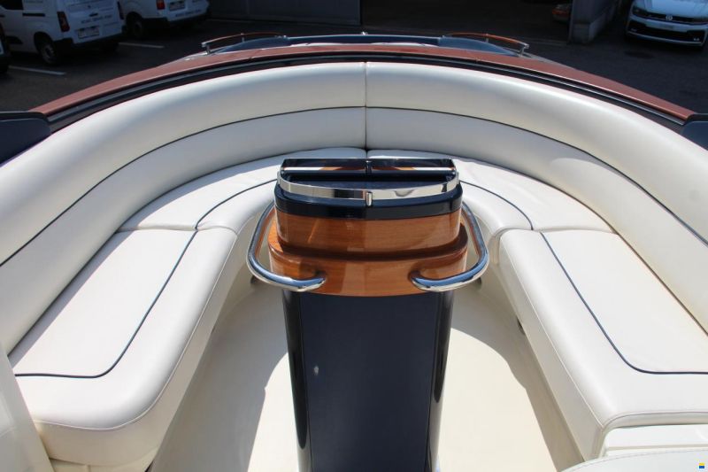 Riva AQUARIVA 33