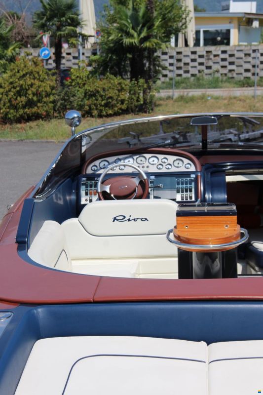 Riva AQUARIVA 33