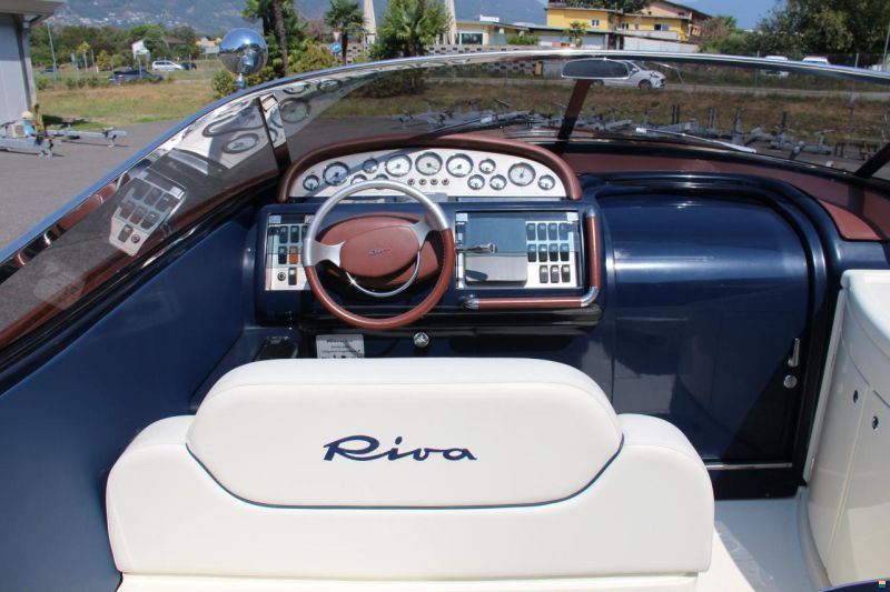 Riva AQUARIVA 33