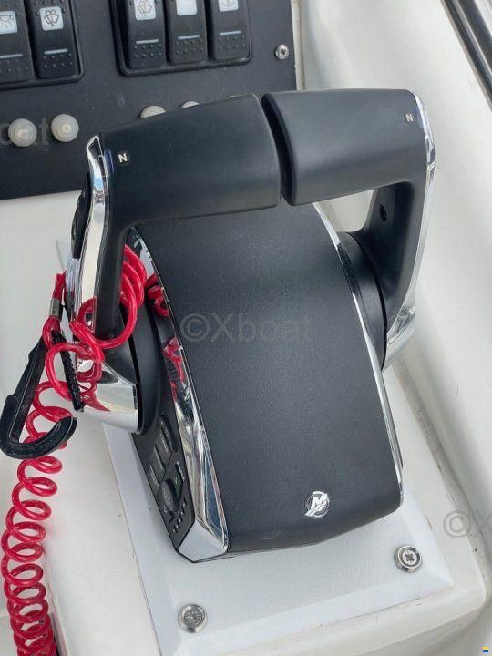 Boston Whaler 28 Outrage