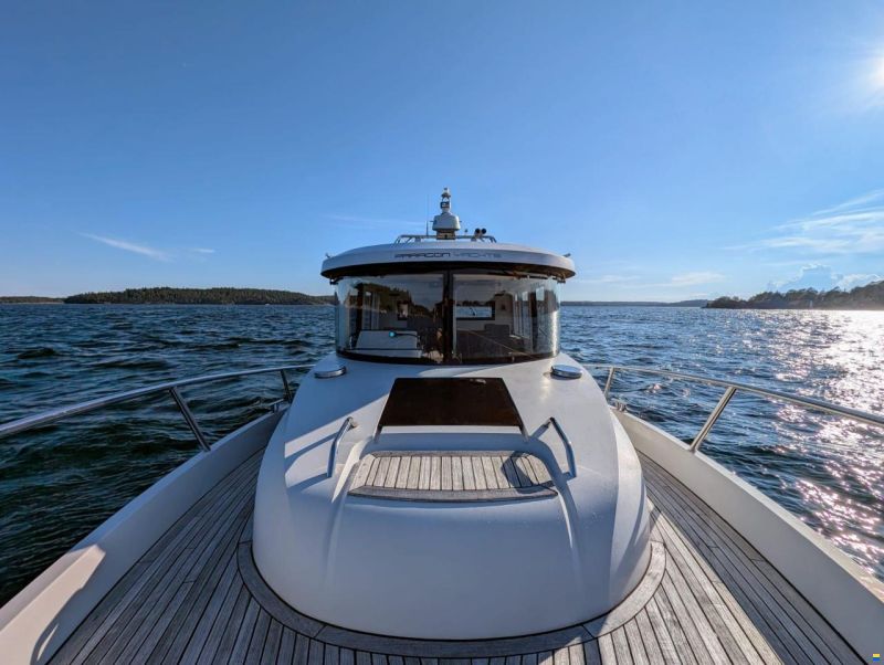 Paragon Yachts 31 Flybridge