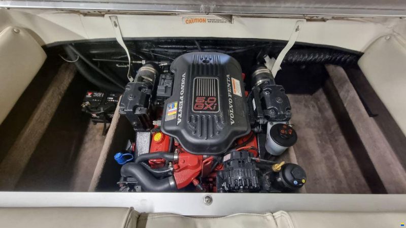 Stingray 205 CX 5.0 MPI met trailer en slechts 14