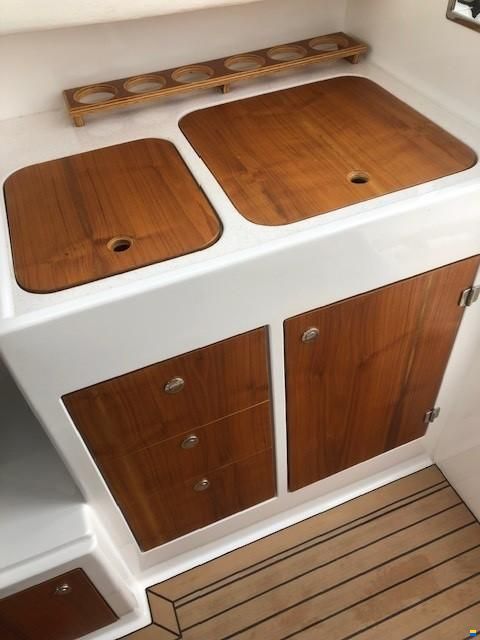The Captains Fisher 660