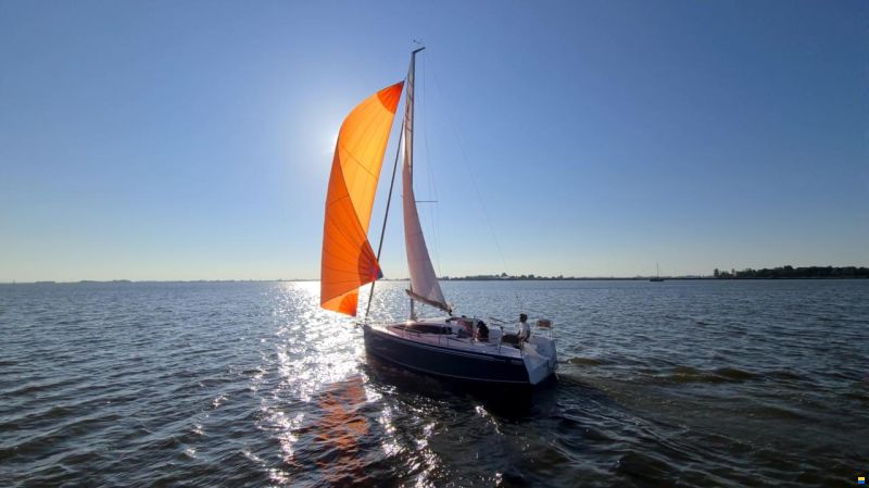 Maxus 26: different keel possibilities