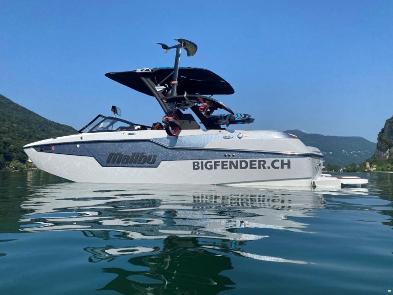 Malibu M220