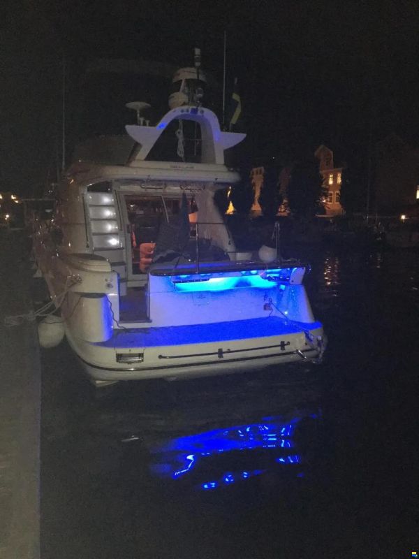 Sealine T47