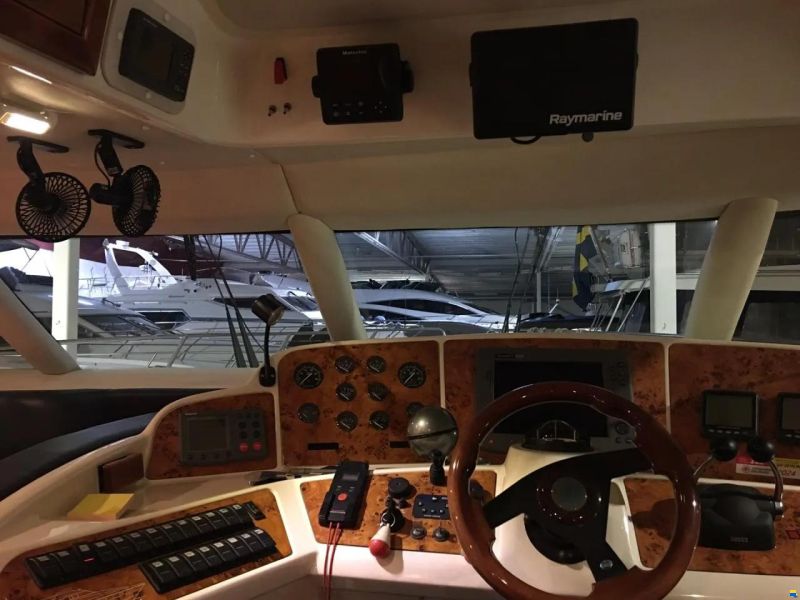 Sealine T47