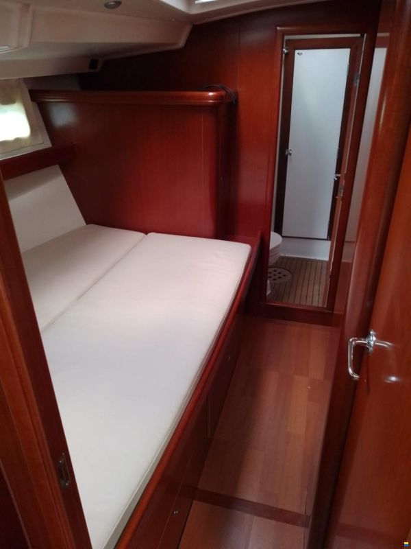 Beneteau Oceanis Clipper 523