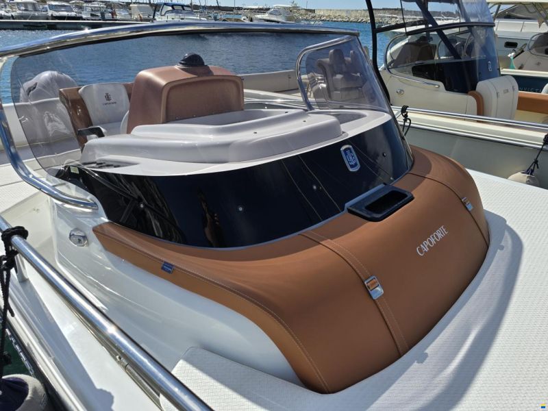 Capoforte by Invictus CX 240