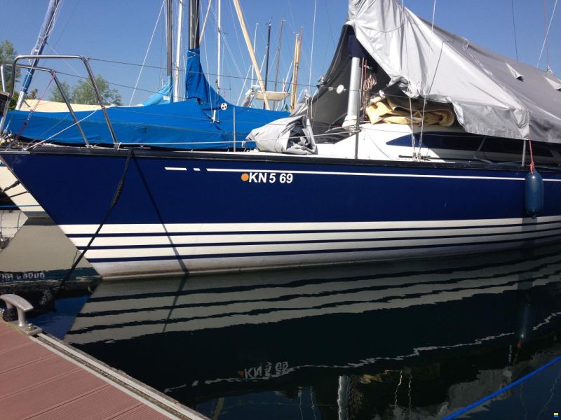 X-Yachts X 99