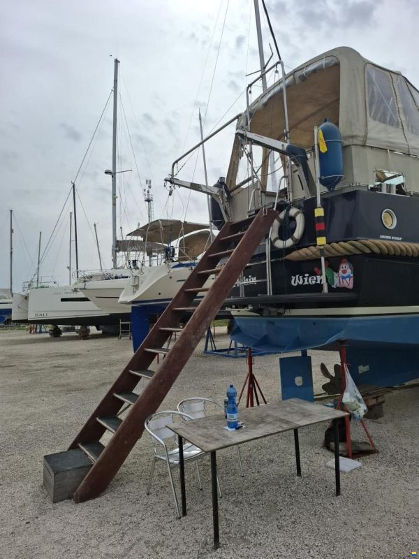 Linssen Sturdy 400 AC