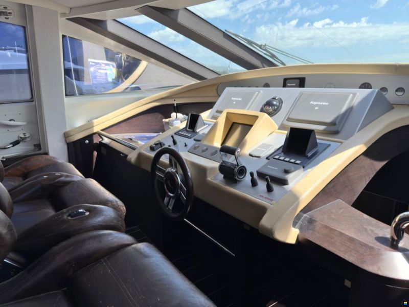 Azimut 86s