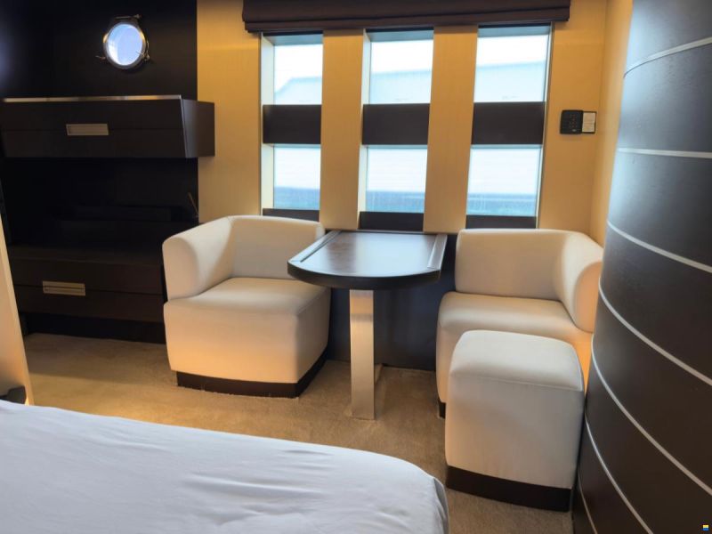 Azimut 86s