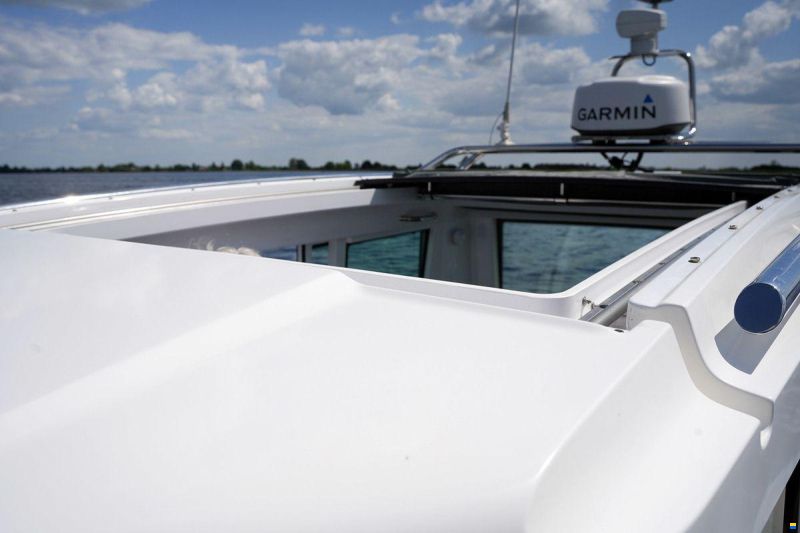 Axopar 28 Cabin
