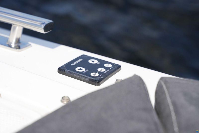 Axopar 28 Cabin