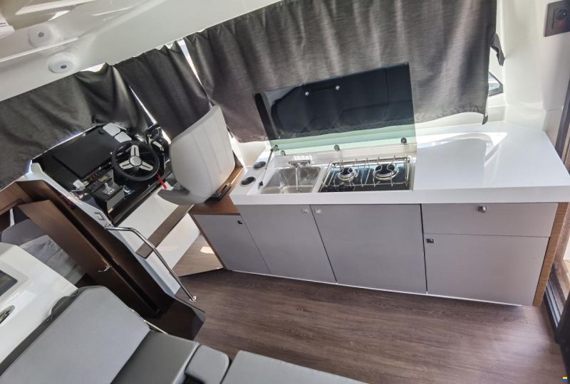 Beneteau Antares 11 Fly