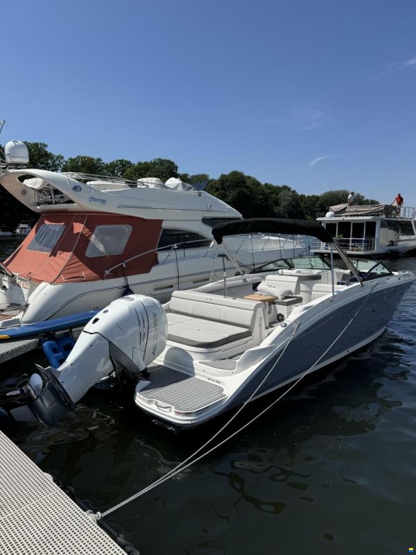 Sea Ray SDX 270 Outboard