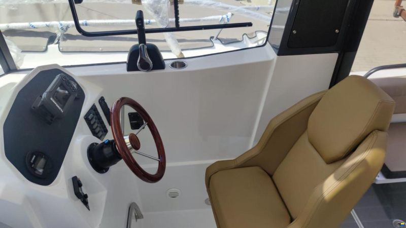Marine Time QX650 Pilot House