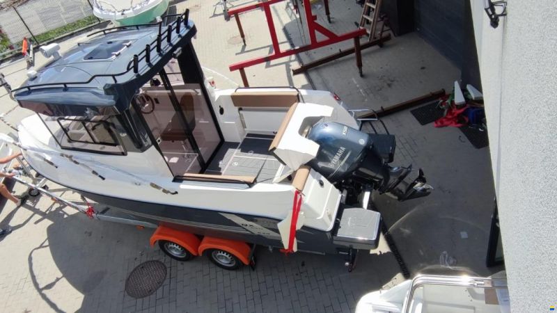 Marine Time QX650 Pilot House