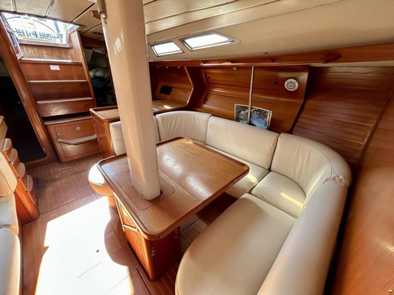 Grand Soleil 42