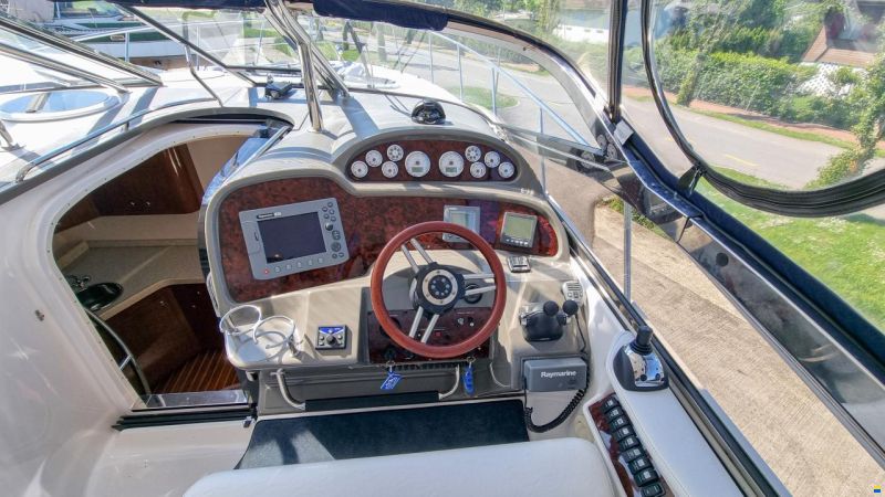 Regal 4060 Commodore