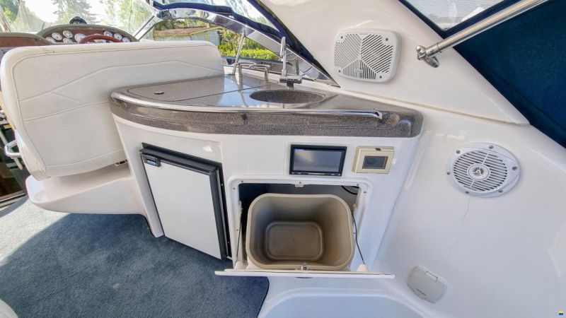 Regal 4060 Commodore