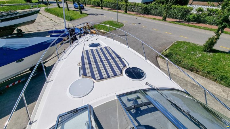 Regal 4060 Commodore