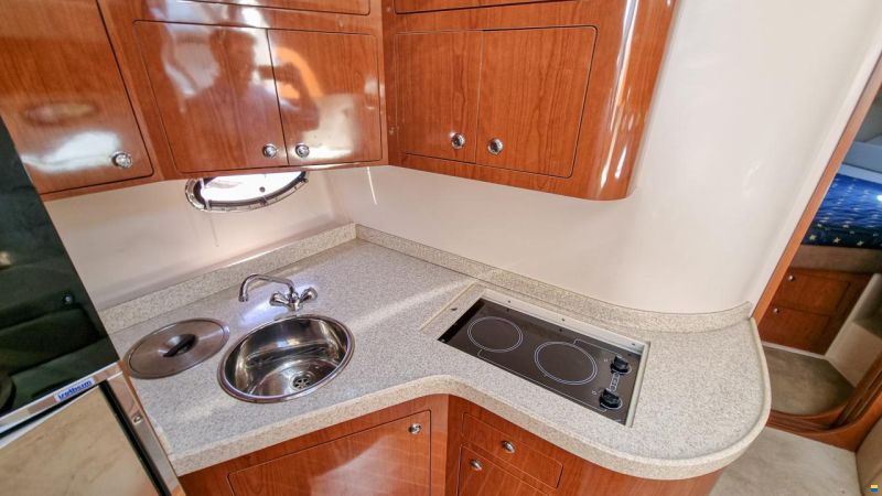 Regal 4060 Commodore