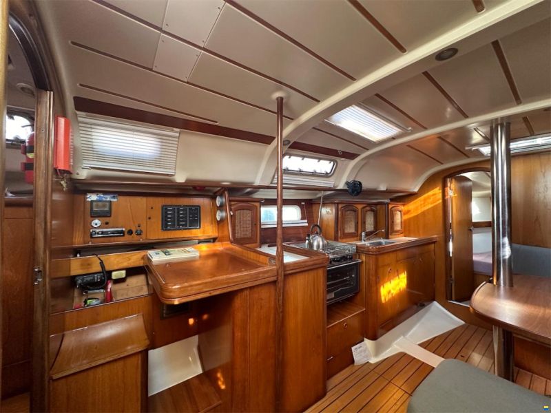 BENETEAU OCEANIS 351