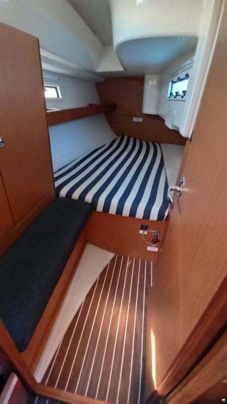 Bavaria Cruiser 33