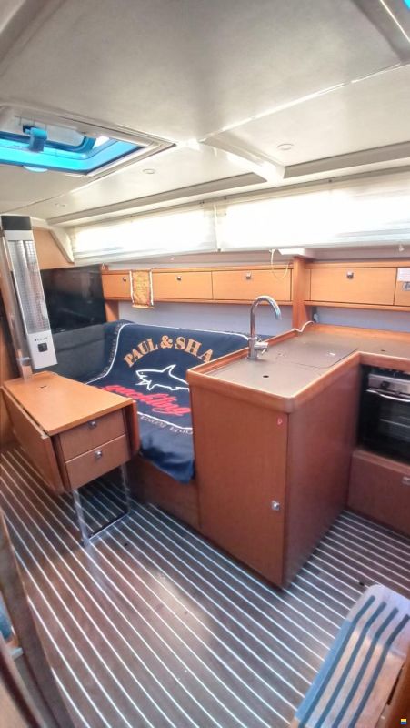 Bavaria Cruiser 33