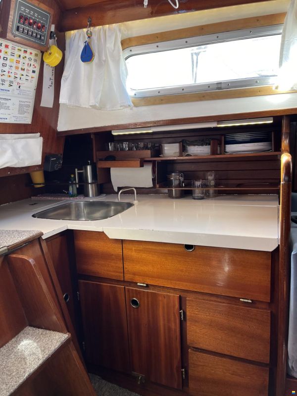 Athena 30