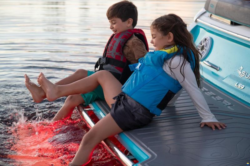 Regal LS9 Surf Ultimate Hensa Edition