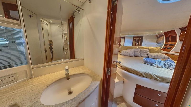 Pershing 54