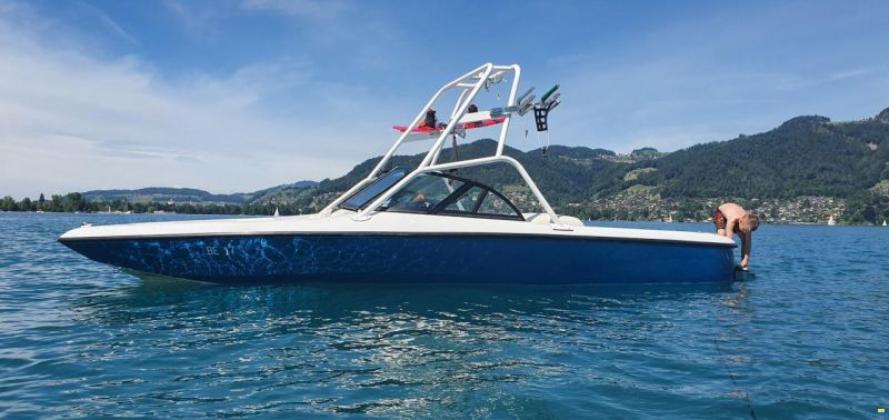 Moomba Mobius