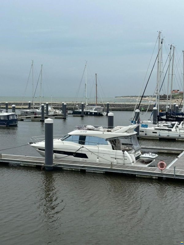 Prestige 460